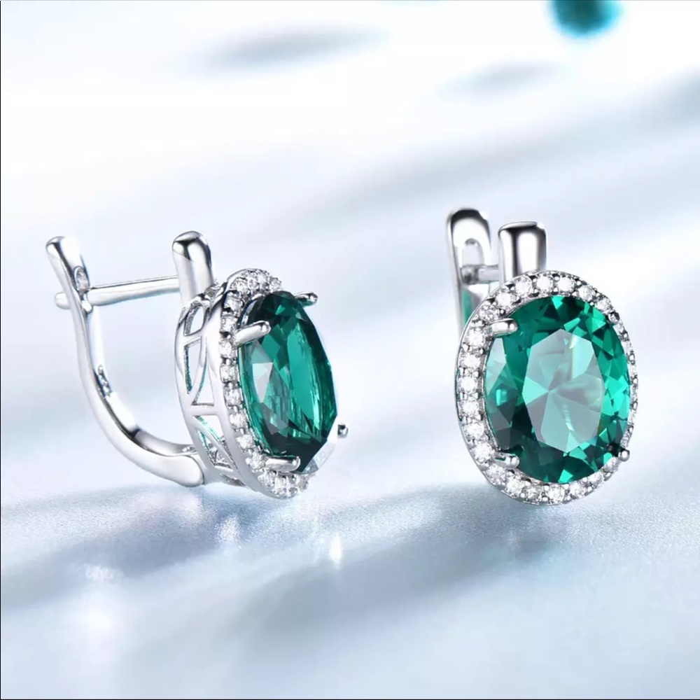 🌟 Silver 925 Emerald Earrings